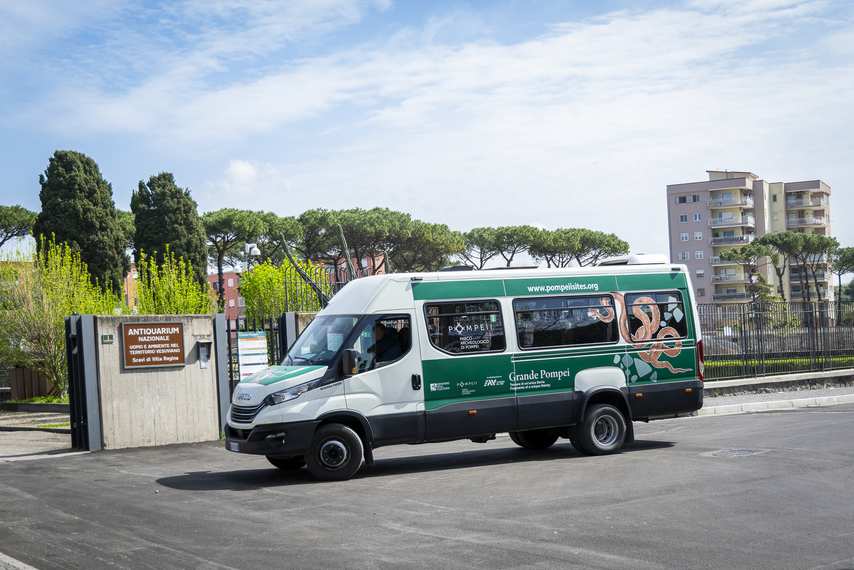 Art-Bus in the square in front of the Boscoreale site near Pompeii.