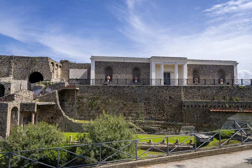 Exterior view of the Antiquarium of Pompeii
