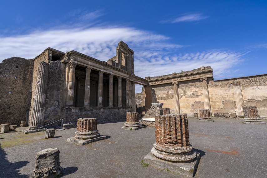 Panoramic view of the Basilica of Pompeii with columns
