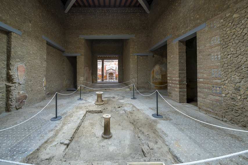Impluvium of the atrium in the House of the Small Fountain in Pompeii