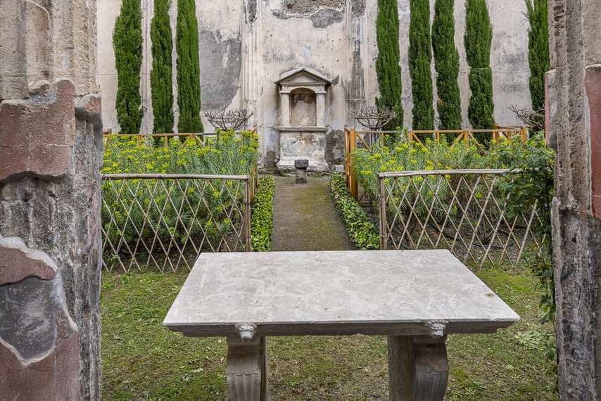 Sacred shrine in the garden of the House of the Dioscuri in Pompeii